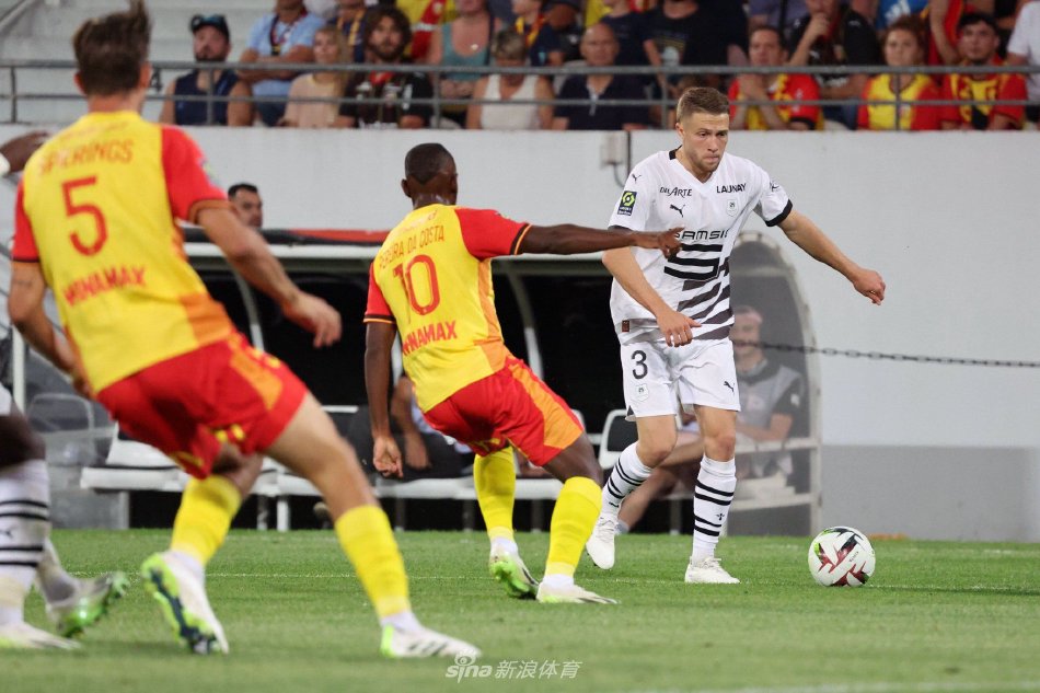 队员们在专 队员们在专